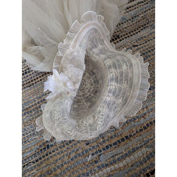 Vtg White Wedding Derby Hat Lace Beaded Veil Flower Applique Coquette Royalcore main image 9